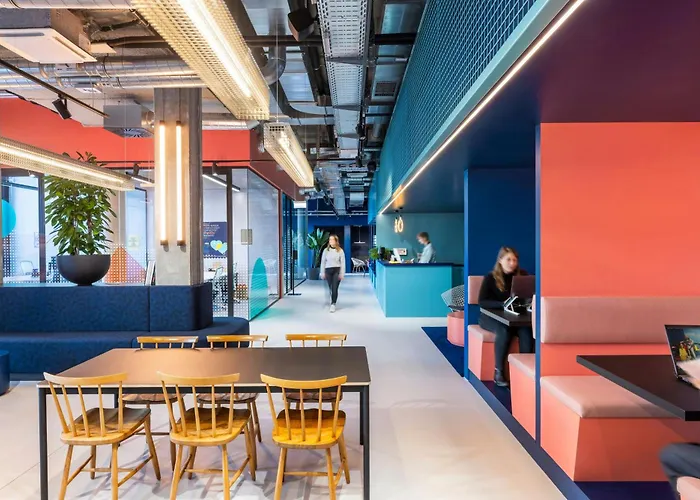 The Social Hub Extended