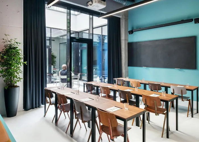 מלון דירות The Social Hub Extended 4*